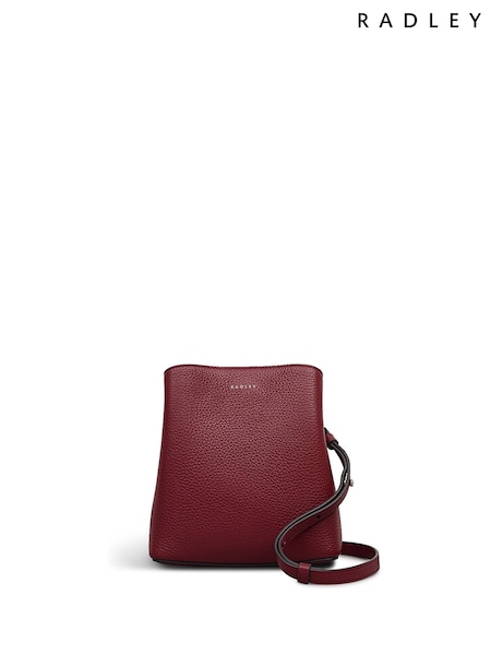 rdeča - Radley Small Dukes Place Compartment Cross-Body Black Bag (W96512) | € 262