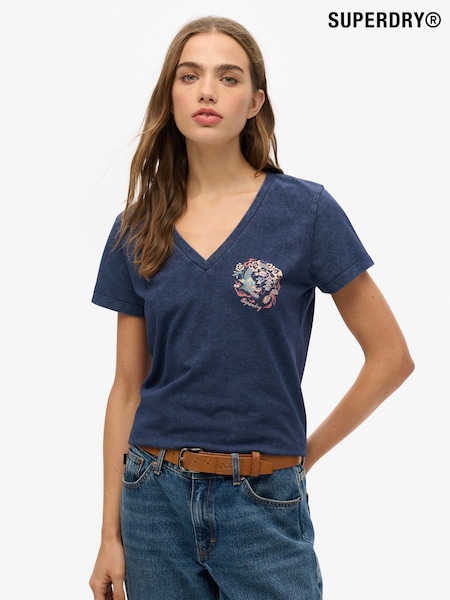 Superdry Suika Relaxed V-Neck T-Shirt (W97598) | R$ 265