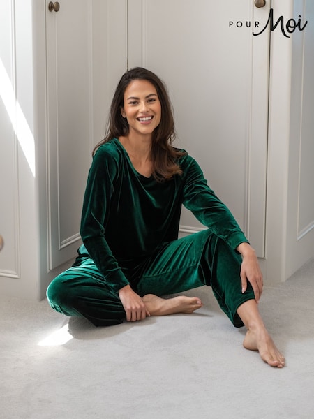 Pour Moi Green Velour Lounge Pyjamas Set (W97635) | €62