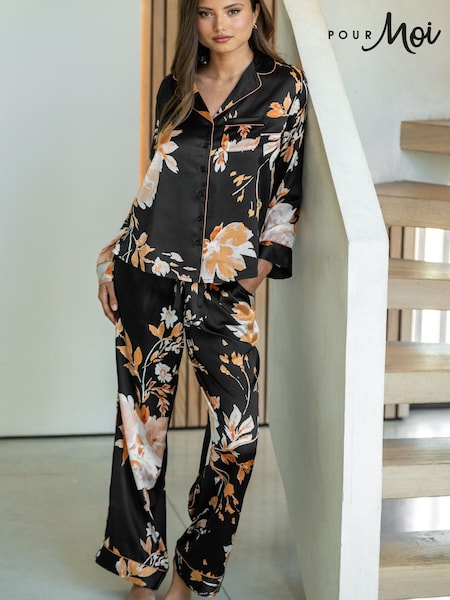 Pour Moi Black Dusk Printed Satin Revere Collar Pyjamas Set (W97639) | R$ 485