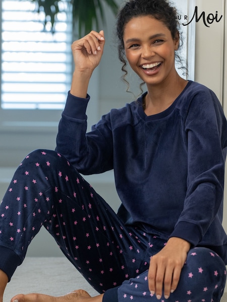 Pour Moi Blue/Pink Cosy Fleece Sweatshirt and Jogger Pyjamas Set (W97640) | R$ 415