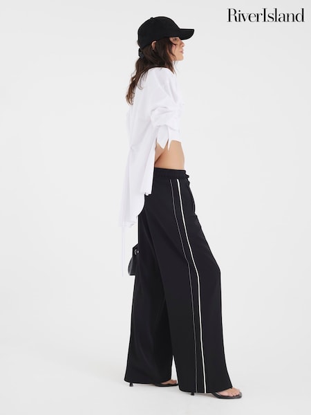 River Island Black Side Stripe Wide Leg Joggers (W98979) | €59