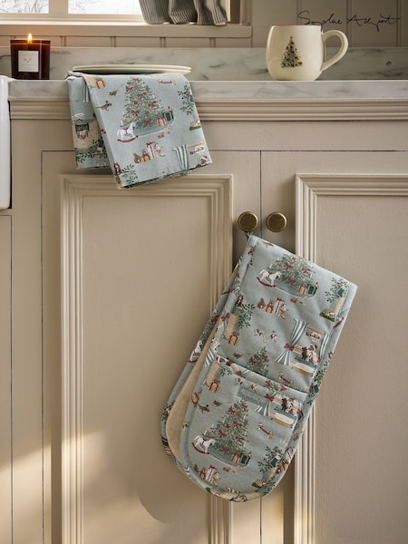 Sophie Allport Grey Blue Cosy Christmas Double Oven Gloves (W99174) | R$ 275