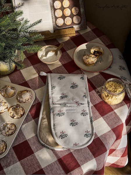 Sophie Allport Grey Blue Mistletoe Double Oven Gloves (W99190) | R$ 275
