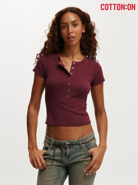 Vermelho - Cotton On Christy Henley T-Shirt (W99566) | R$ 180