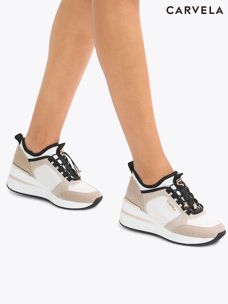 Carvela White Rise Swift Trainers (Y01152) | R$ 980