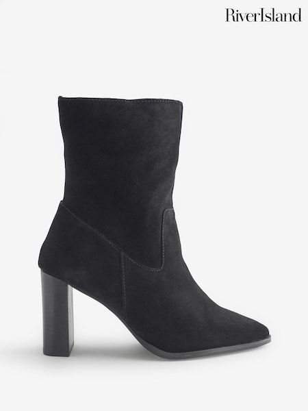River Island Black Suede Heeled Ankle Boots (Y01237) | R$ 650