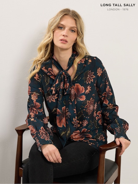 Long Tall Sally Blue Tie Neck Top (Y01410) | R$ 295