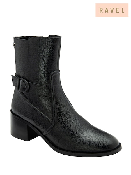 Ravel Black Leather Ankle Boots (Y03794) | R$ 840