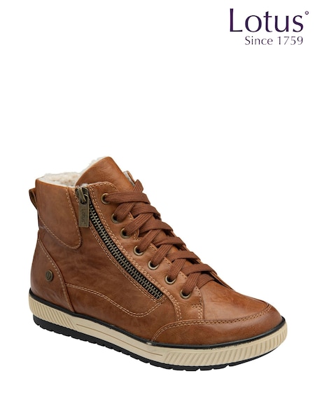Lotus Casual Ankle Boots (Y04437) | R$ 495