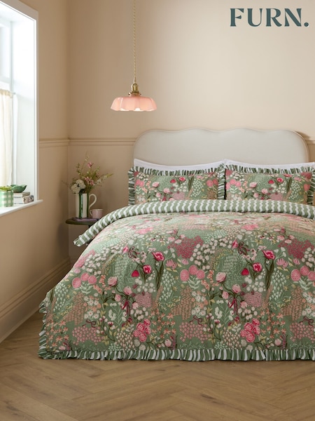 Furn Pink Forest Gardenia Reversable Duvet Cover Set (Y06802) | €44 - €79