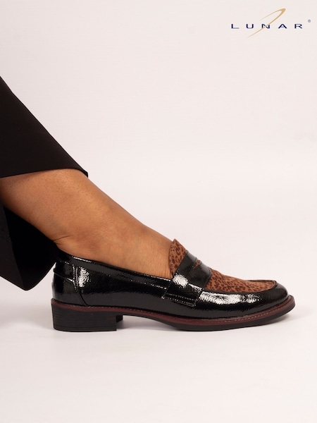 Lunar Titan Black Loafers (Y07065) | €53