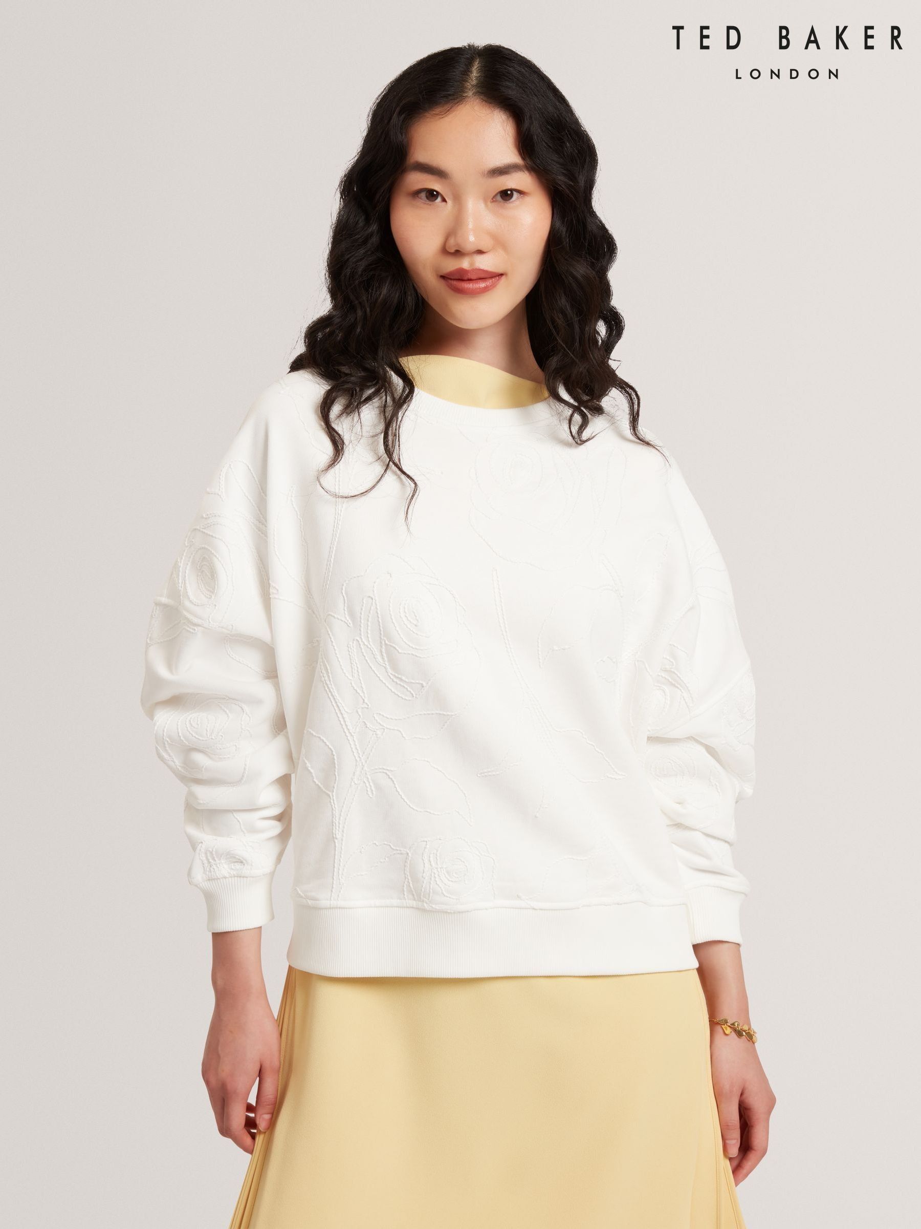 ☘️人気新作 ♡ Ted Baker ピンク色パンツ 新品♡　233 ☘️人気新作 ♡ Ted Baker ピンク色パンツ 新品♡ 233 - メルカリ