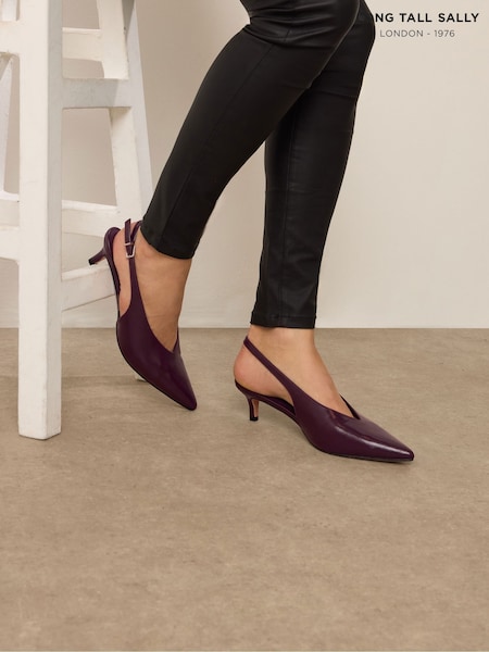Vermelho - Long Tall Sally V Cut Kitten Slingback Heel Shoes (Y11877) | R$ 425