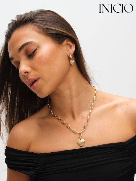 Inicio Gold Tone Brushed Heart and Crystal Pendant Necklace (Y13193) | €40