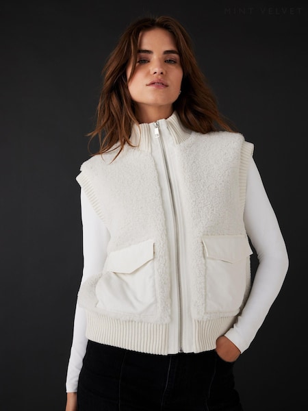 Mint Velvet White Borg Knit Gilet (Y13218) | €154