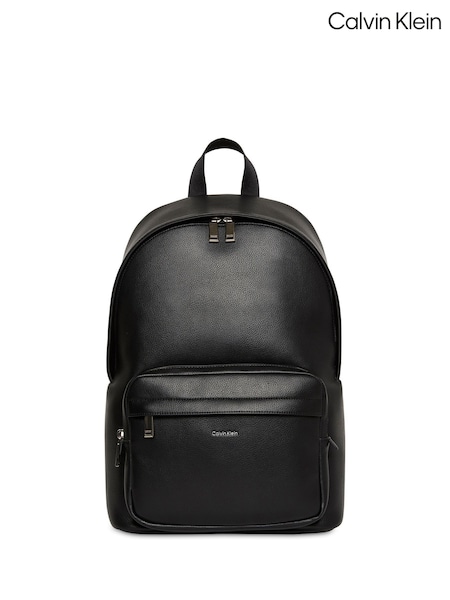 Calvin Klein Black Micro Pebble Round Backpack (Y15558) | R$ 1.380