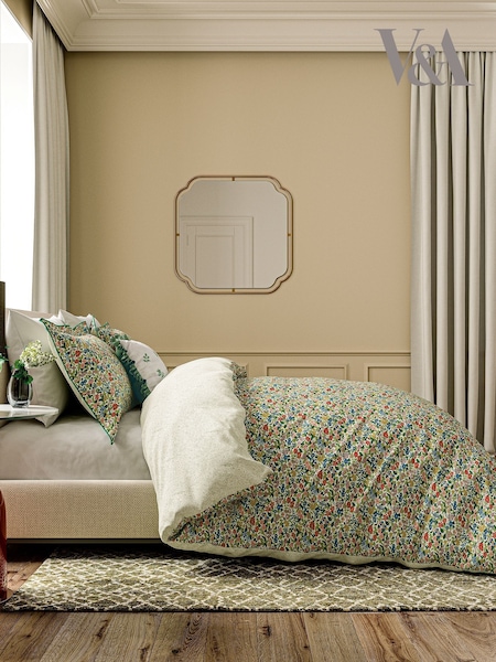 V&A Multi Blossom Harmony Duvet Set (Y16968) | €54 - €102
