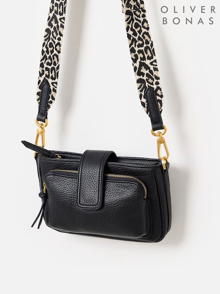 Oliver Bonas Black Laura Slim Cross-Body Bag (Y17200) | R$ 515
