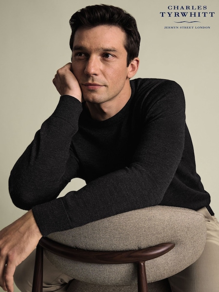 Charles Tyrwhitt Grey Pure Merino Crew Neck Jumper (Y18521) | €106
