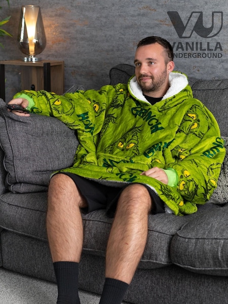 Vanilla Underground Green The Grinch Blanket Hoodie (Y19001) | 235 QAR