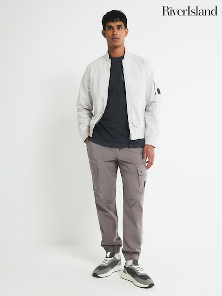 River Island Grey Regular Fit Stretch Cargo Trousers (Y20746) | €56
