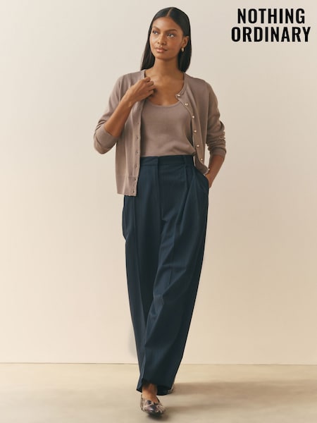 Nothing Ordinary Stripe Pleat Front Tailored Trousers With Wool (Y22800) | €137