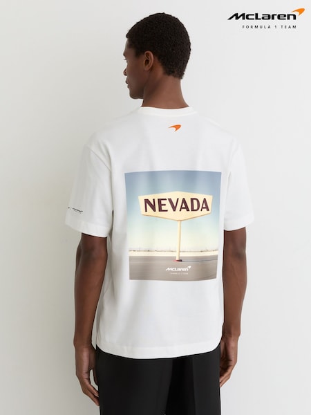 White Billy McLaren F1 Team Las Vegas T-Shirt Unisex Fit (Y25107) | €104