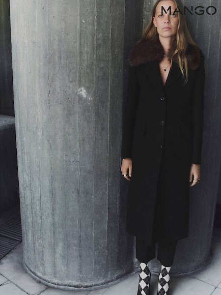 Mango Black Wool Coat with Fur Collar (Y25532) | €179