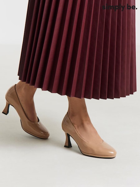 Simply Be Pink Extra Wide Fit Court Shoe Heel (Y25595) | €45