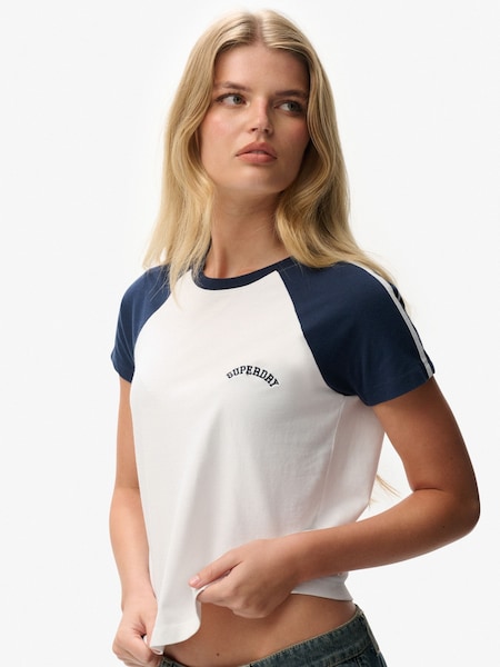 Superdry Essential Logo Retro T-Shirt (Y27122) | R$ 195