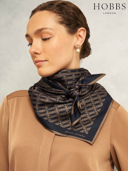 Hobbs Blue Bria Silk Scarf (Y27946) | R$ 640