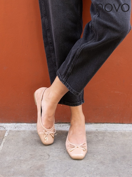 Novo Nude Standard Fit CAPRICORN Soft Sqaure Toe Cap Bow Ballerinas (Y27957) | R$ 335