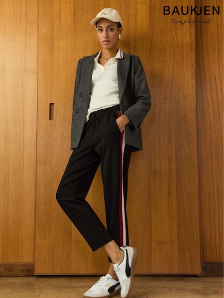 Baukjen Jay Side Stripe Tapered Black Trousers (Y29441) | R$ 1.075