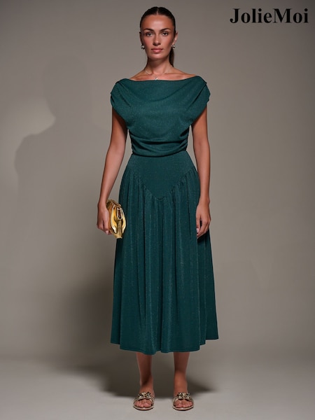 Jolie Moi Green Asymmetric Neckline Midaxi Dress (Y33058) | R$ 740