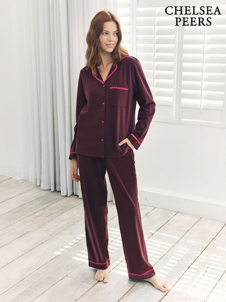Chelsea Peers Red Embroidered Back Good Night Long Pyjamas Set (Y34052) | R$ 545