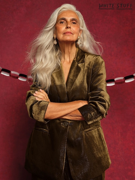 White Stuff Green Evelyn Velvet Blazer (Y34597) | €128