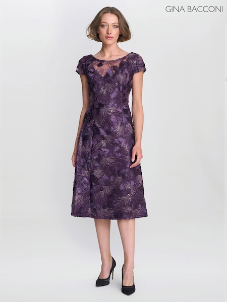 Gina Bacconi Purple Abella Illusion Jewel Floral Dress (Y34844) | R$ 2.370