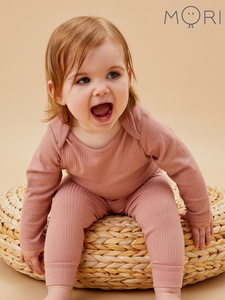 وردي - MORI Supersoft Ribbed Stretch Long Sleeve Envelope Neckline Bodysuit (Y35506) | ‏114 د.إ.‏