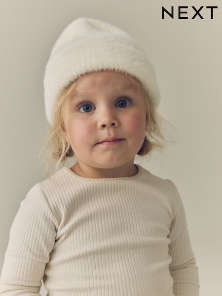 Balta - Plunksninė kepurė (1–16m.)