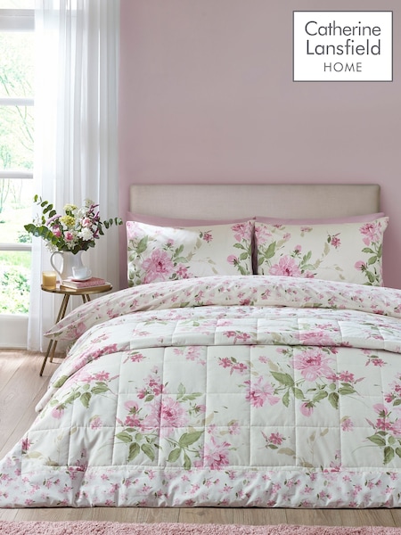 Catherine Lansfield Cream Avebury Floral Reversible Quilted Bedspread (Y49435) | ₪277