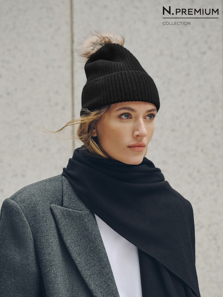 Black - N. Premium Cashmere Knitted Pom Hat