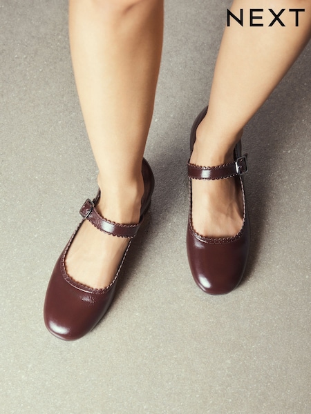 Bordowy - Forever Comfort® Scallop Low Block Heels