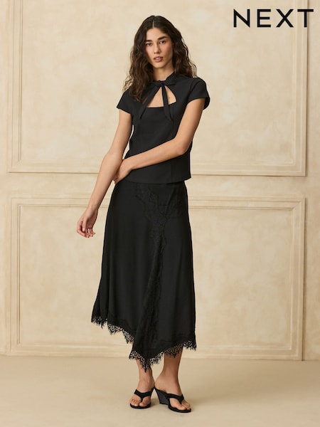 ខ្មៅ - Satin Asymmetric Midi Skirt With Lace Trim