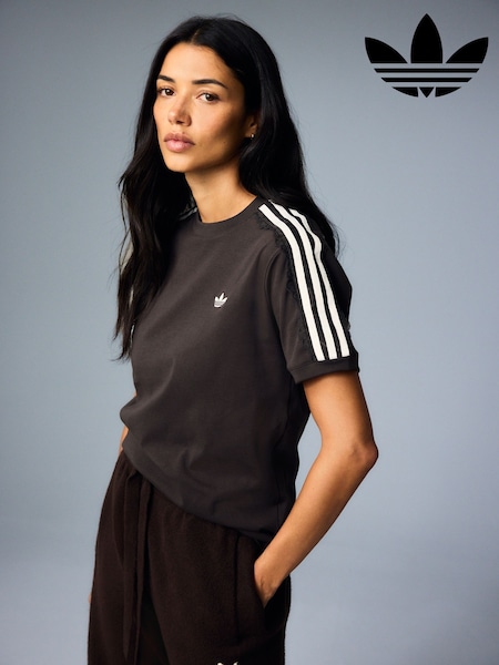 Castanho - Adidas Originals Lace 3-stripes T-shirt