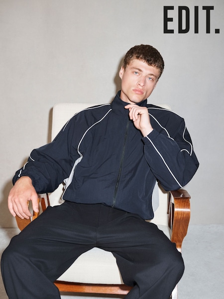 Black - Regular Edit Piped Lightweight Funnel Neck Windbreaker Jacket