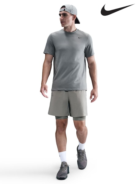 Pelēks - Regular Nike Dri-fit Training T-shirt