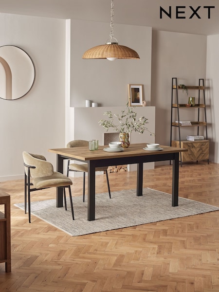 Bronx Oak Effect 6 To 8 Seater Extending Dining Table