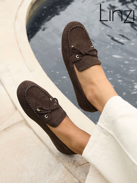 Braunes Wildleder - Linzi Relevant Boat Style Loafers