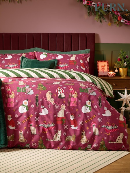 Furn Feline Festive Reversible Duvet Cover And Pillowcase Set